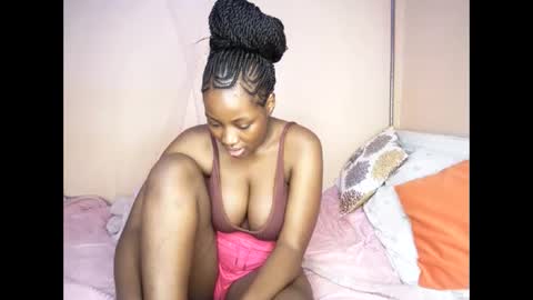 miss_worldfire online show from 05-25-26, 08:26