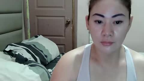 HOT MOMMY ZEPHYR online show from 02-14-26, 03:36