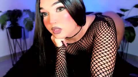 Snapshot of miss_zz chatting on 05-22-26, 07:19 miss_zz online show from 05-22-26, 07:19