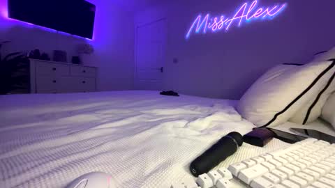  Miss Alex  online show from 01-07-26, 01:19