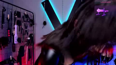 Snapshot of missalix_miah_bdsm chatting on 11-24-25, 07:02 Miss Alix and Mia Slave online show from 11-24-25, 07:02