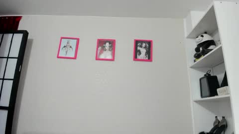 Ally  OFMissallydoll     . online show from 05-31-26, 10:55