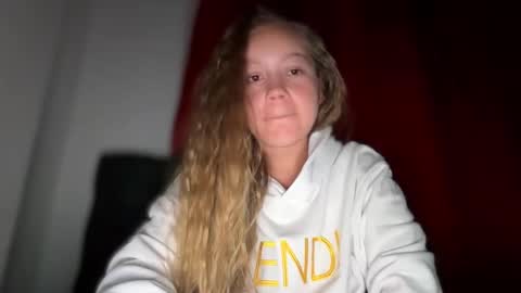 Ameliahs online show from 03-25-26, 09:37