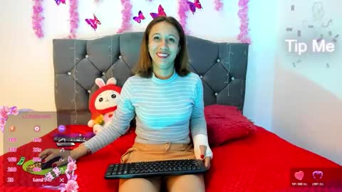 Snapshot of missangel_8 chatting on 01-10-26, 10:47 Missangel 8 online show from 01-10-26, 10:47