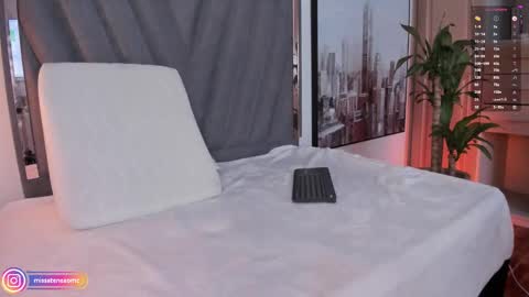 Laura online show from 01-26-25, 03:58