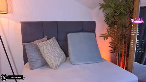 Laura online show from 02-04-26, 01:50