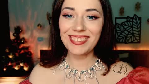 The divine Beverly online show from 12-25-24, 08:17