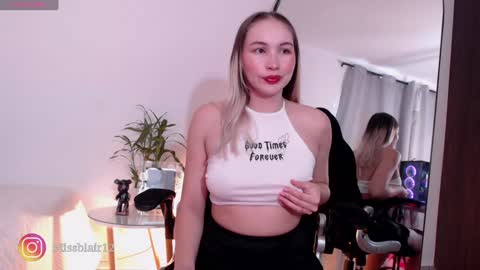 MissBlair online show from 12-30-24, 01:25