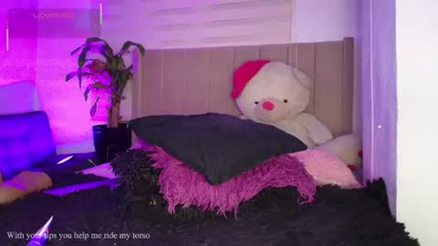 Michelle Indepedient Model online show from 07-28-26, 12:40