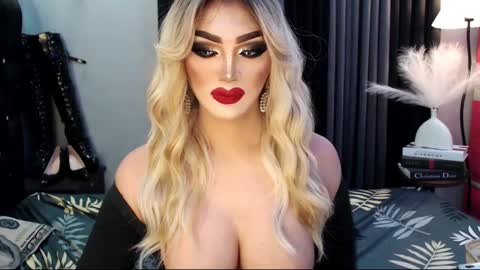 Snapshot of misschannel4sub chatting on 02-21-25, 07:12 PRIESTESS CHANNEL online show from 02-21-25, 07:12