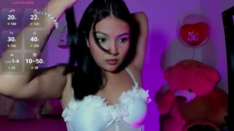 Snapshot of misschelsea01 chatting on 10-18-25, 07:03 Chelsea online show from 10-18-25, 07:03