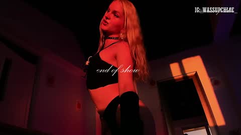 Snapshot of misschloe__ chatting on 01-05-25, 07:07 Chloe freelance model Please your thumbs up are important online show from 01-05-25, 07:07