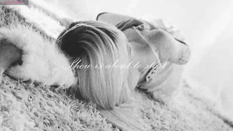 Snapshot of misschloe__ chatting on 10-09-25, 11:25 Chloe freelance model Please your thumbs up are important online show from 10-09-25, 11:25