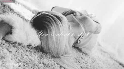 Snapshot of misschloe__ chatting on 10-30-25, 11:49 Chloe freelance model Please your thumbs up are important online show from 10-30-25, 11:49