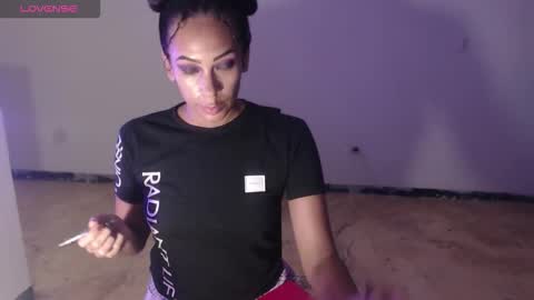 Snapshot of misscruzxz chatting on 09-30-25, 11:21 Donna di Diamanti online show from 09-30-25, 11:21