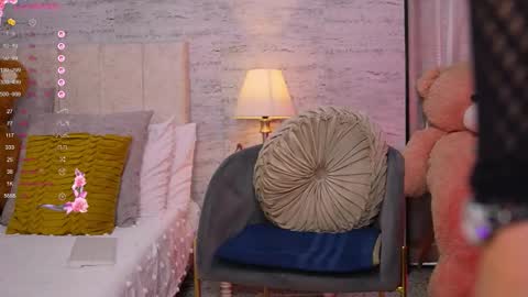 D A N A online show from 02-24-26, 09:57