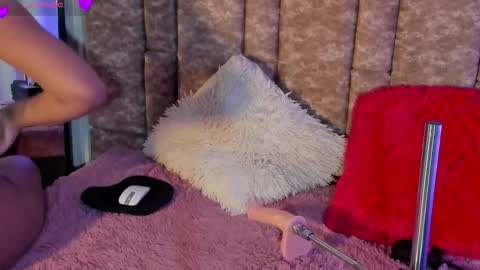 DIONNE online show from 12-19-25, 12:01