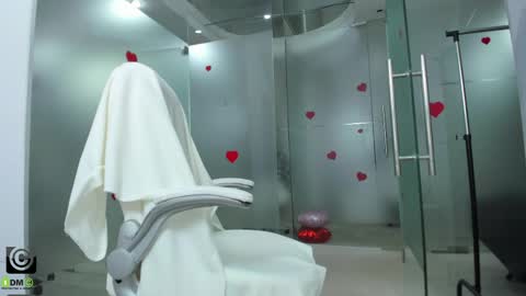 Miss Domina online show from 04-01-26, 02:56