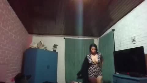 Snapshot of misselii chatting on 09-10-25, 09:53 melodie online show from 09-10-25, 09:53