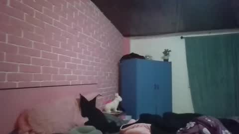 Snapshot of misselii chatting on 09-15-25, 12:10 melodie online show from 09-15-25, 12:10