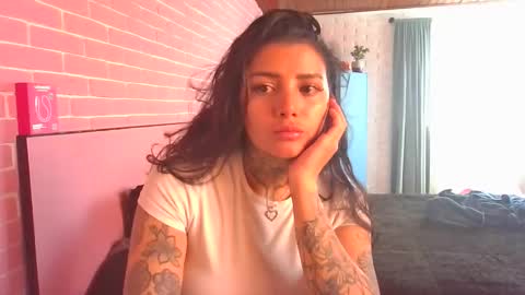 Snapshot of misselii chatting on 09-18-25, 06:54 melodie online show from 09-18-25, 06:54