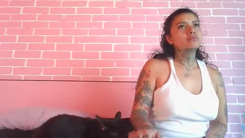 Snapshot of misselii chatting on 09-20-25, 09:05 melodie online show from 09-20-25, 09:05