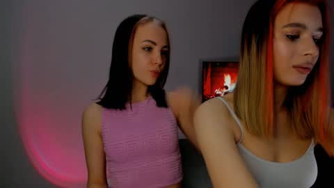 Hello dear my name Elisa online show from 01-25-25, 09:04