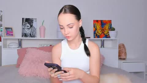 Hello dear my name Elisa online show from 06-07-26, 08:56