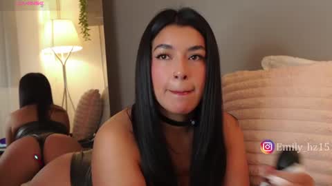 Snapshot of missemily_11 chatting on 06-17-26, 10:17 Yuliana online show from 06-17-26, 10:17