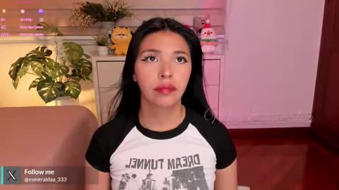 Snapshot of missesmeralda chatting on 11-12-25, 09:58 Julieta Arboleda but i like call me esme online show from 11-12-25, 09:58