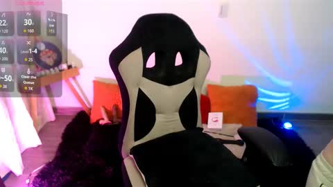 Luna online show from 01-07-26, 02:03