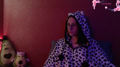 Victoria online show from 02-21-25, 08:05