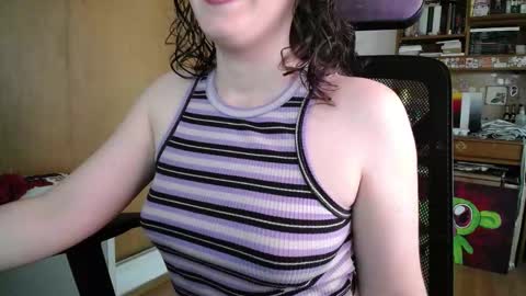 Snapshot of missivana777 chatting on 11-28-25, 05:15 Ivana online show from 11-28-25, 05:15