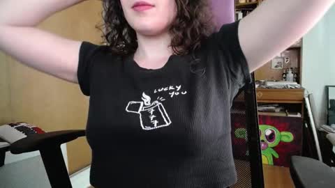 Snapshot of missivana777 chatting on 12-16-25, 05:18 Ivana online show from 12-16-25, 05:18