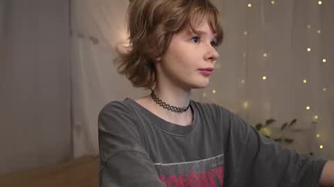 Snapshot of misska__ chatting on 10-05-25, 02:37 BONYA online show from 10-05-25, 02:37