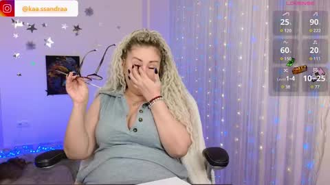Snapshot of misskassandraa chatting on 12-26-24, 08:42 you can call me Mommymy GoddessMiss Kassandra online show from 12-26-24, 08:42