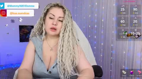 Snapshot of misskassandraa chatting on 12-28-24, 05:25 you can call me Mommymy GoddessMiss Kassandra online show from 12-28-24, 05:25