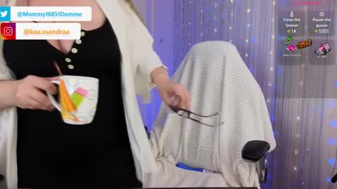 Snapshot of misskassandraa chatting on 01-11-25, 05:29 you can call me Mommymy GoddessMiss Kassandra online show from 01-11-25, 05:29
