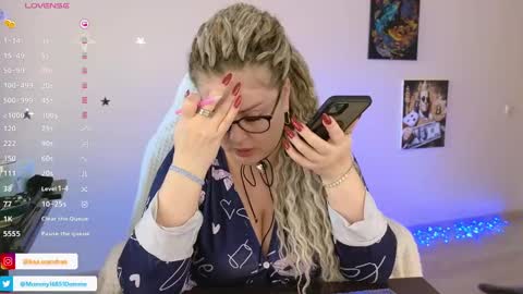 Snapshot of misskassandraa chatting on 02-09-25, 01:46 you can call me Mommymy GoddessMiss Kassandra online show from 02-09-25, 01:46