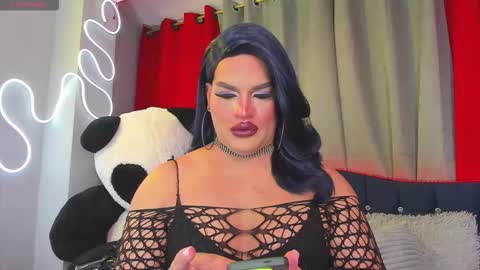 kassandra lazcano online show from 11-02-25, 10:45