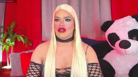 Snapshot of misskassandraa_ chatting on 05-06-26, 01:25 kassandra lazcano online show from 05-06-26, 01:25