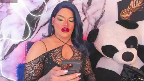 Snapshot of misskassandraa_ chatting on 05-27-26, 01:24 kassandra lazcano online show from 05-27-26, 01:24