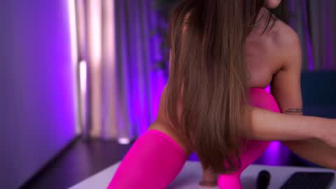 misskiarra online show from 02-08-25, 09:35