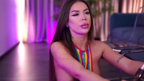 misskiarra online show from 02-14-25, 08:21