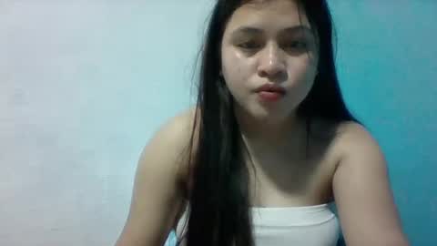 Snapshot of misskitty2xxx chatting on 03-04-25, 12:29 Merry online show from 03-04-25, 12:29