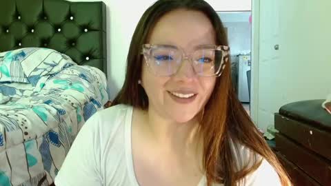 Snapshot of misslady__eva chatting on 02-28-25, 02:53 eva online show from 02-28-25, 02:53