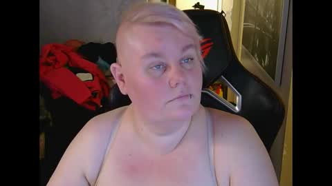 misslj90 online show from 05-10-26, 09:09