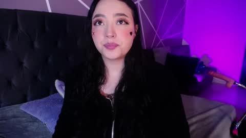 Miss Loise online show from 03-07-25, 01:40