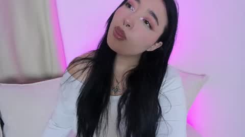 Snapshot of missloise chatting on 07-06-26, 02:52 Miss Loise online show from 07-06-26, 02:52