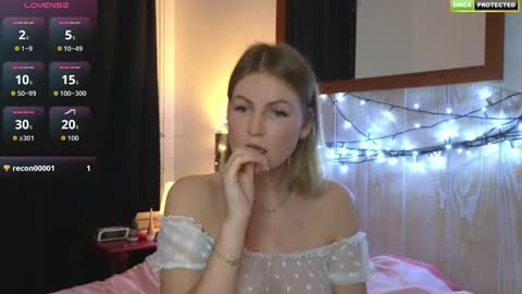 Misslucci online show from 12-15-25, 05:50